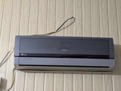 gree 10 inverter slightly used