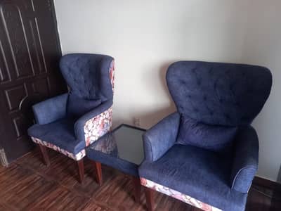 fancy sofa chairs set with center table