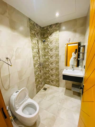 1 Bed Brand New Non Furnish Flat Available for Rent In the Heart of Bahria Town Lahore