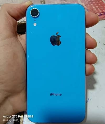 Apple iPhone XR
