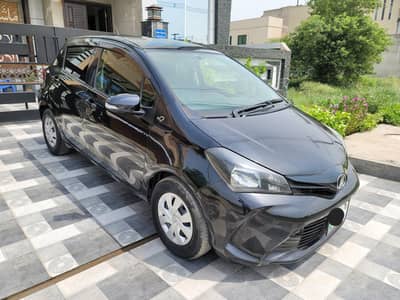 Toyota Vitz 2014