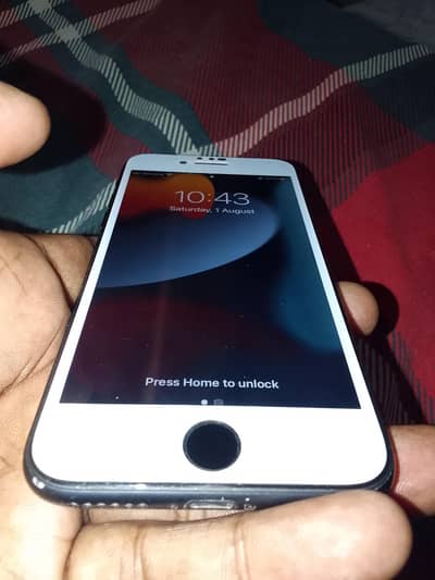 Apple iPhone 7