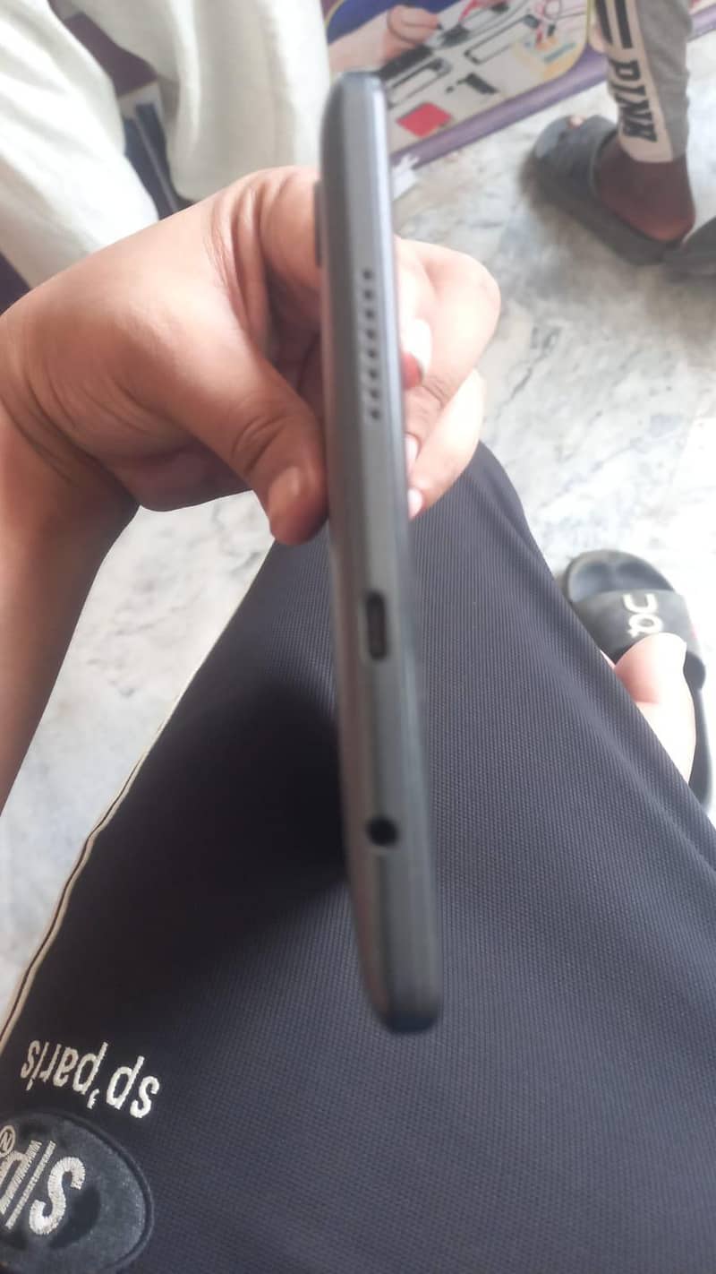 TCL tab 1