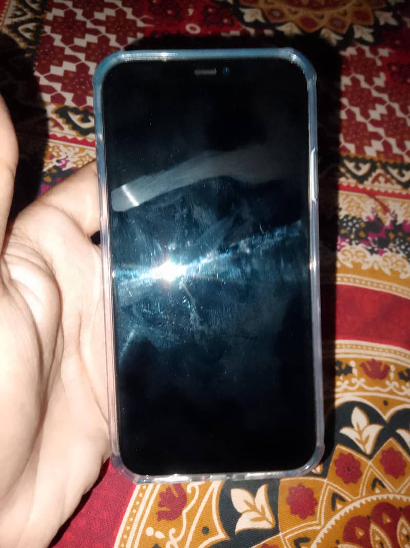 Apple iPhone 11 7