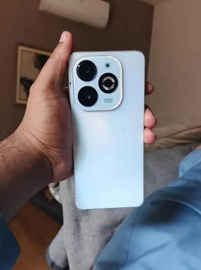 Infinix Smart 8 Pro 4+4/128gb 10by10 condition only exchangee