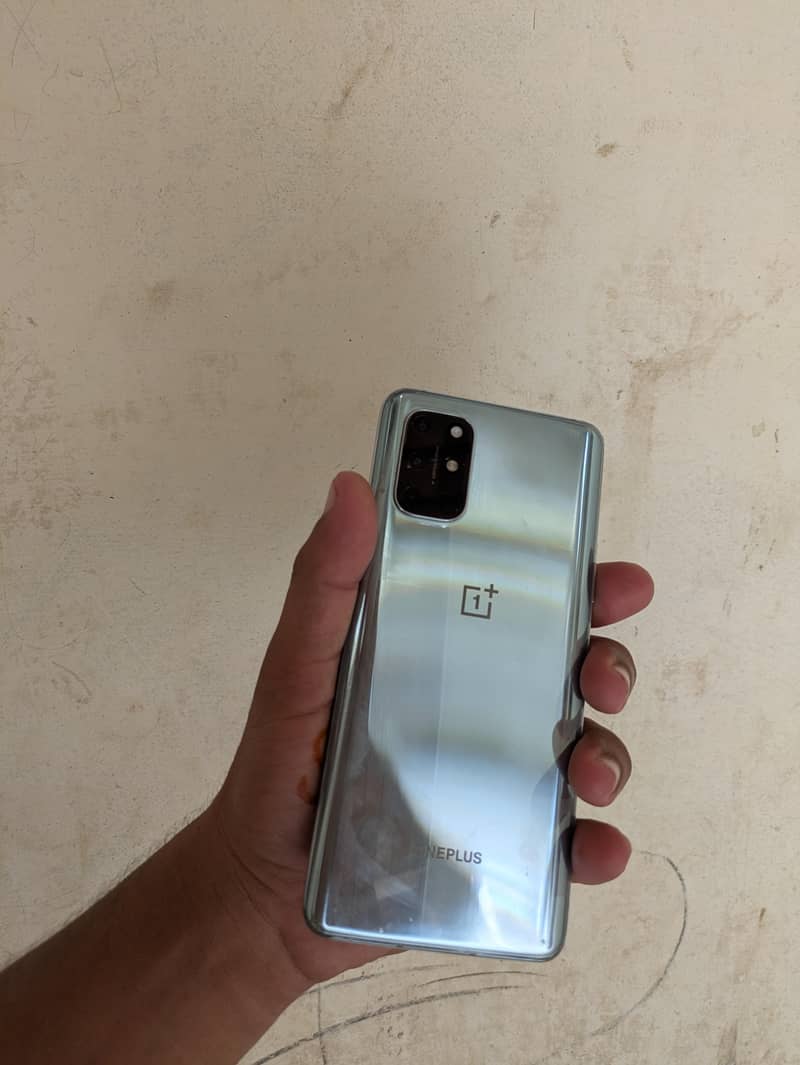 One Plus 8T 0