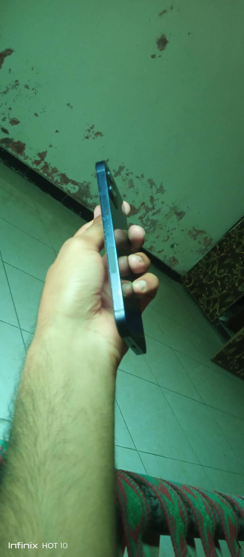 Apple iPhone 12 2