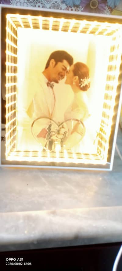 3D PICTURE FRAME WITH LIGHTS