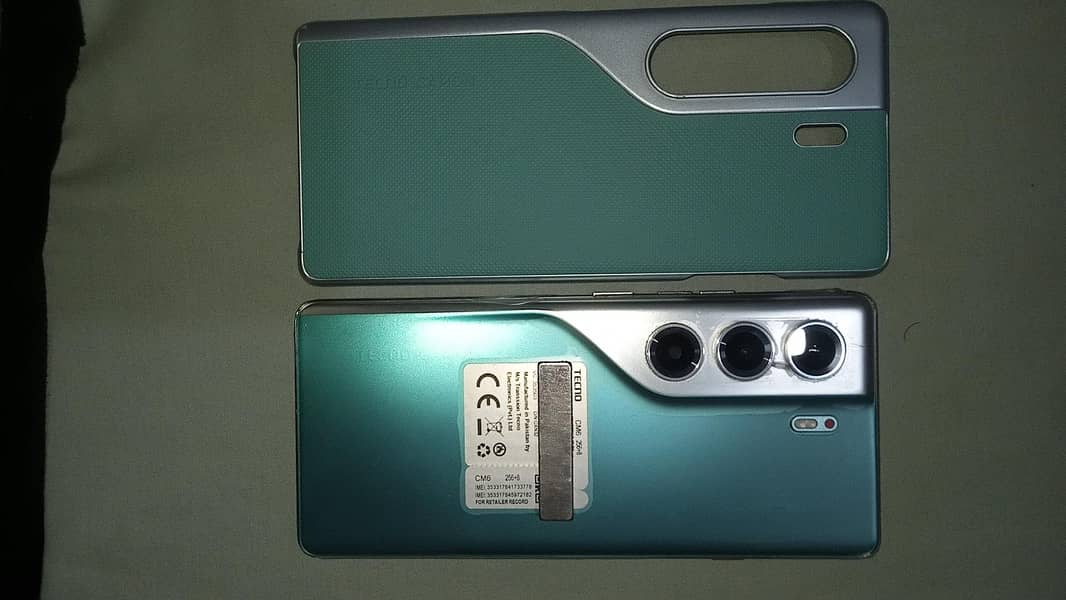 Tecno CAMON 40 Pro 1