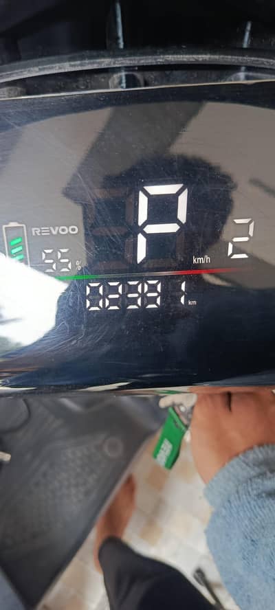 Revoo a12
