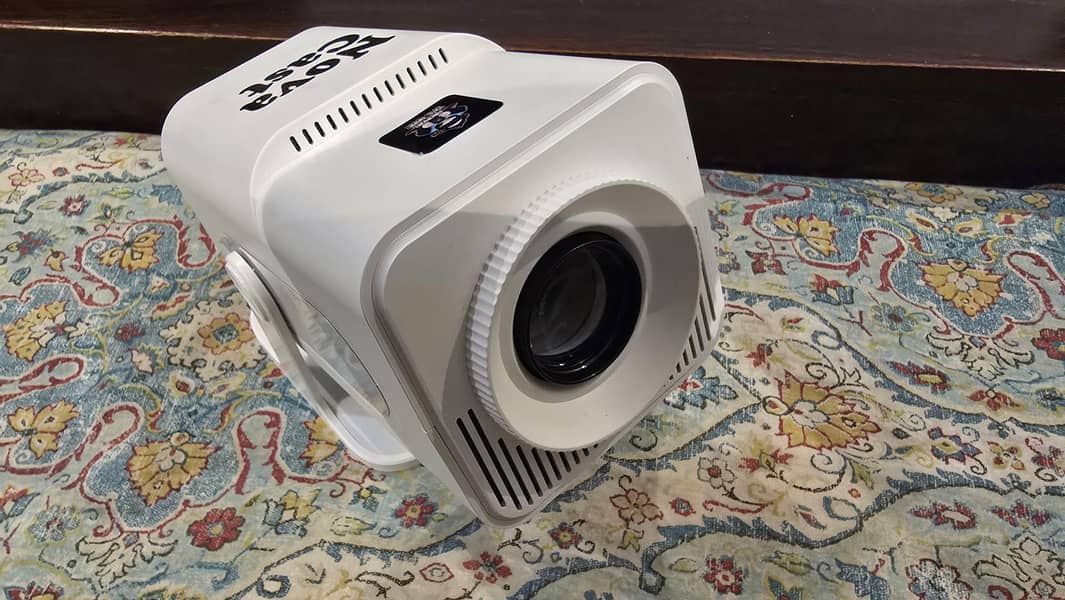 Nova Cast Android Plus Gaming Projector 0
