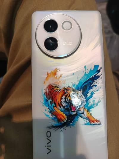 Vivo V30 e