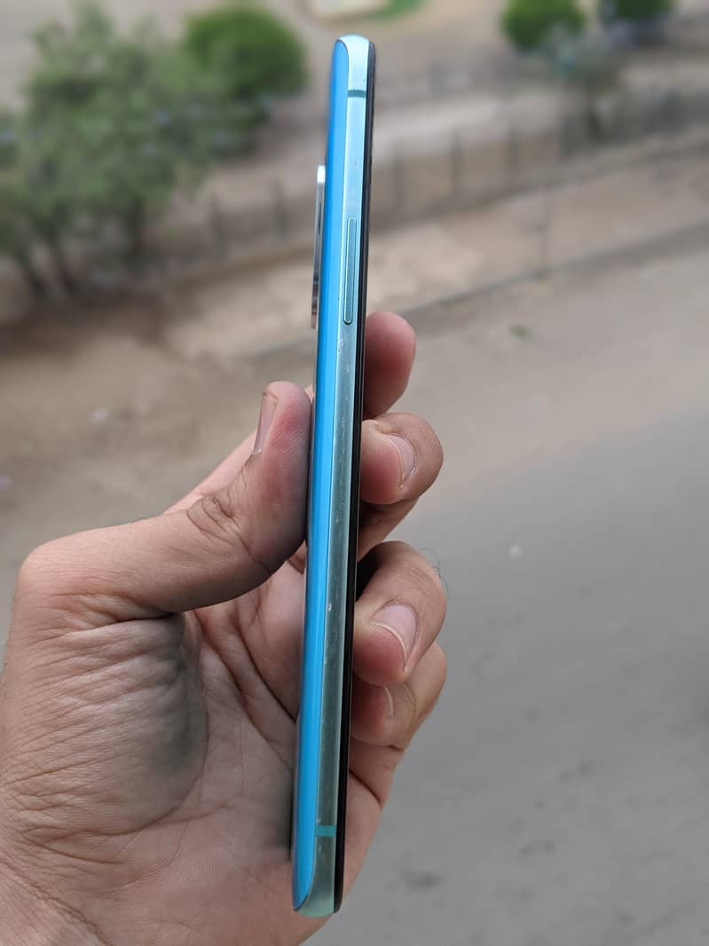 One Plus 8T 6