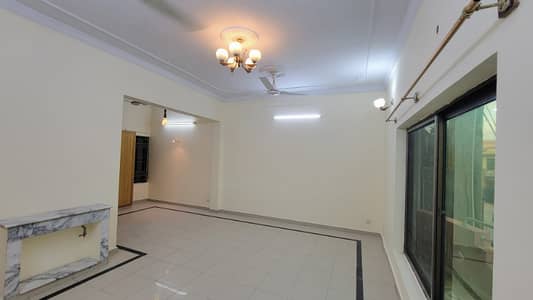 6 MARLA UPPER PORTION FOR RENT IN PWD
