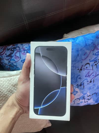Apple iPhone 16 Pro Max