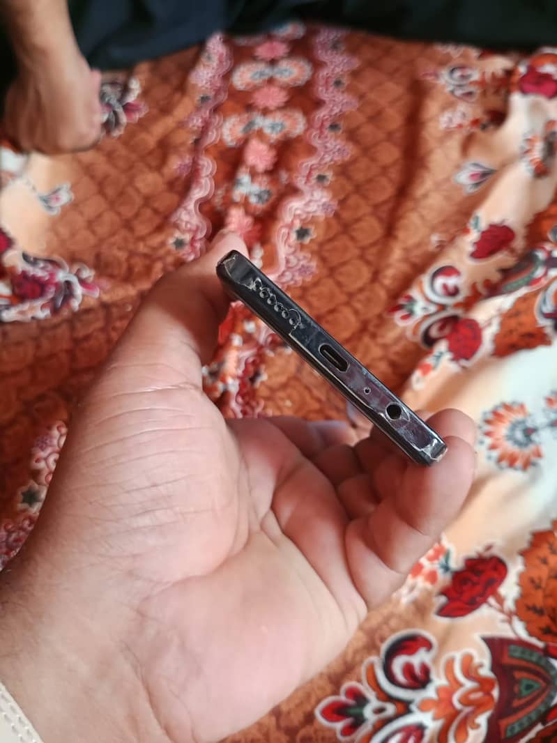 Tecno CAMON 20 8