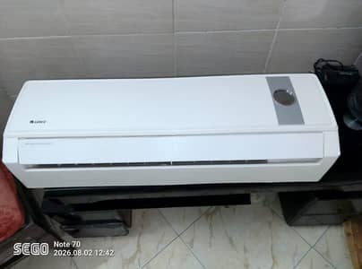 Gree split AC