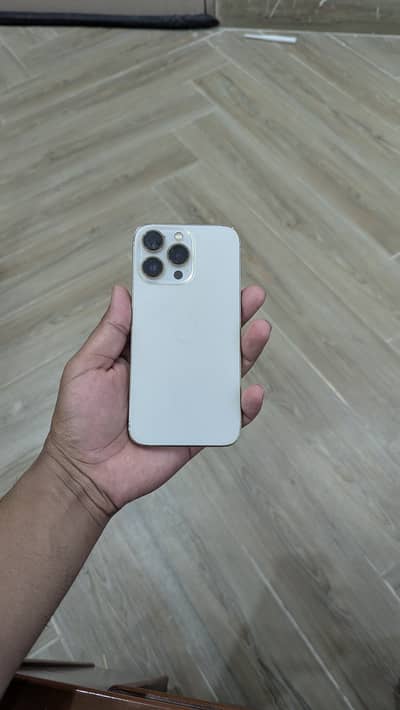 Apple iPhone 13 Pro