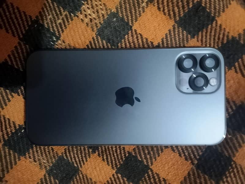 Apple iPhone 12 Pro 4