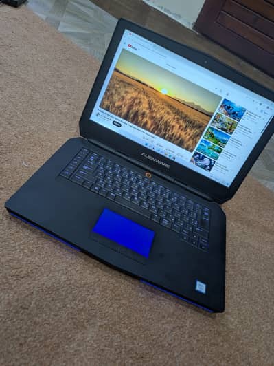 Alienware 15 R2 gaming laptop with 3 GB GTX 970M 12 GB ram and 1 TB HD
