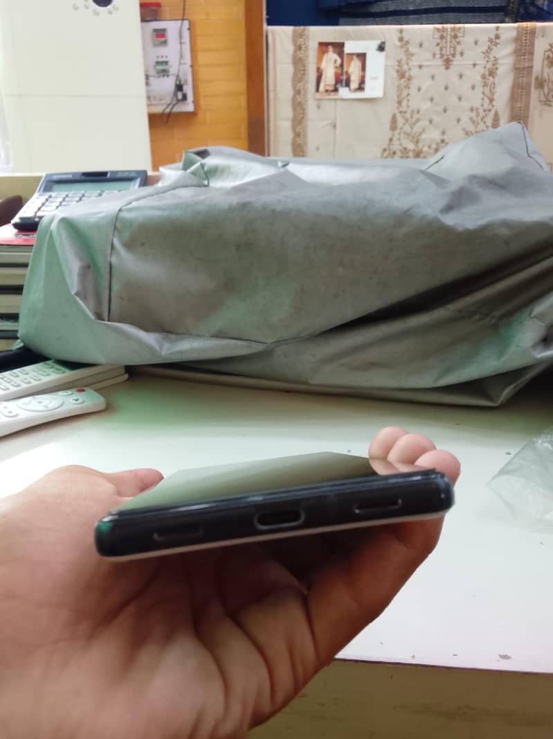 Google Pixel 6a 4