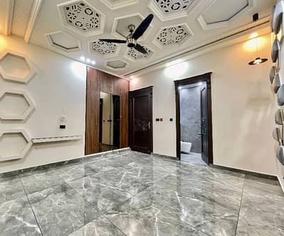 5100 Square Feet Other for rent in Pakistan Town