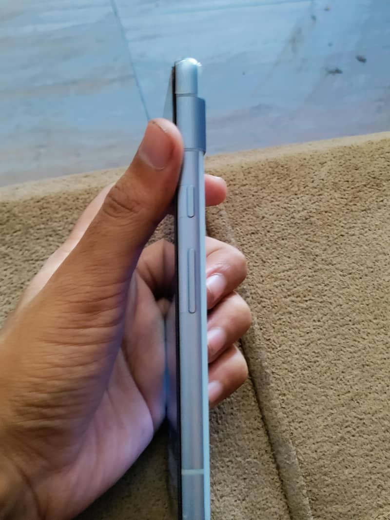 Google Pixel 7a 2