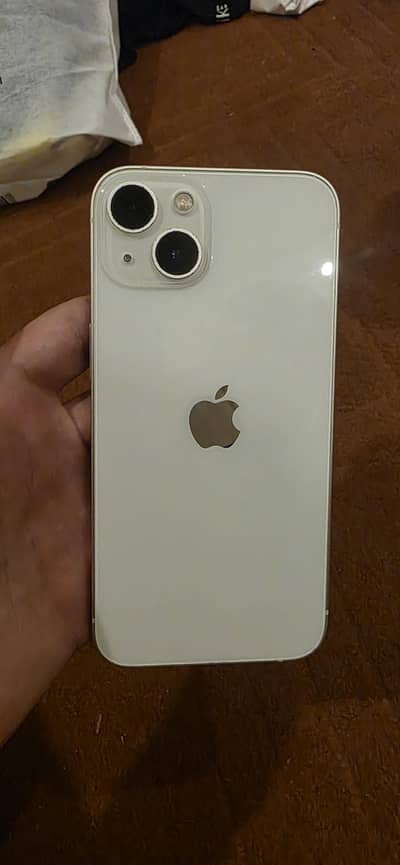 Apple iPhone 13