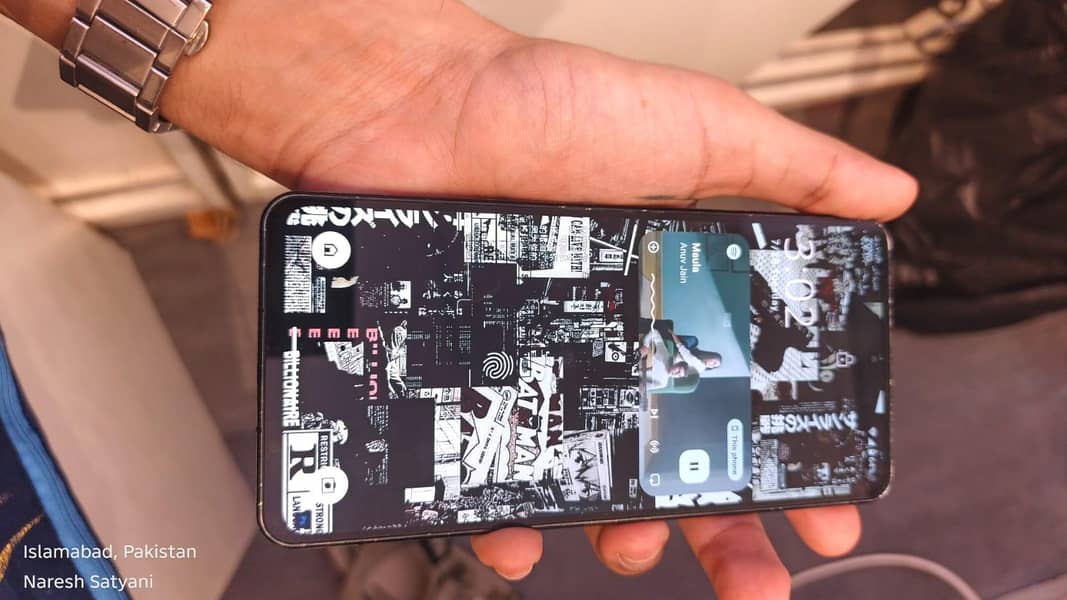 Sharp Aquos Sense7 0