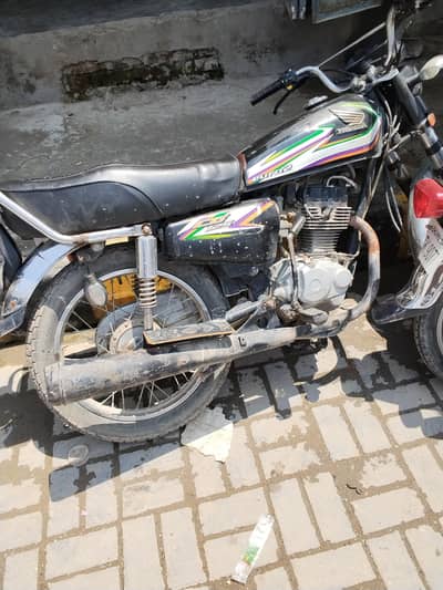 125 bike for sale condition use 16 model engine best condition.
