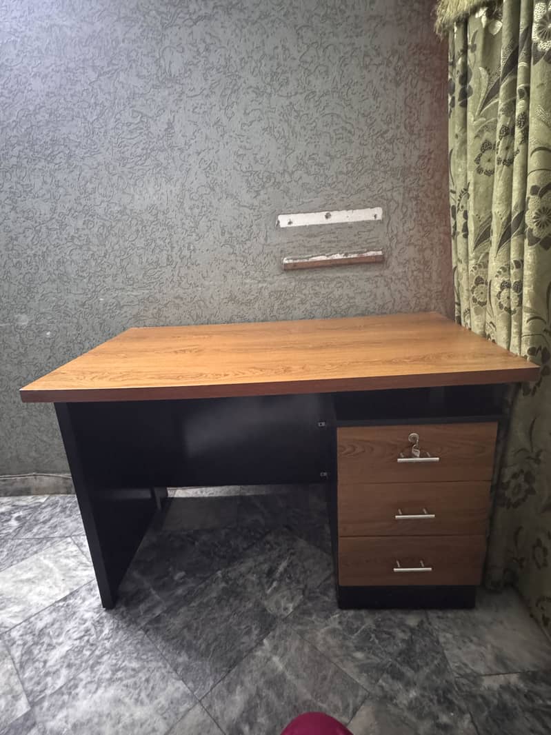 Office table 1