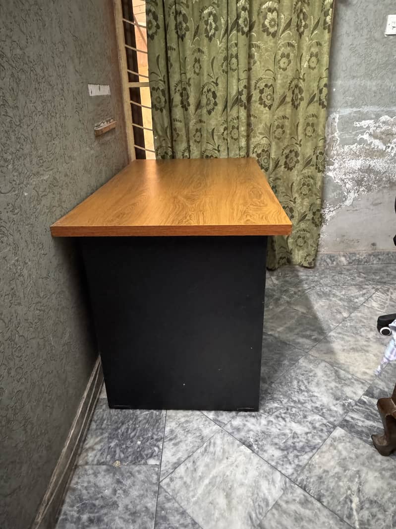 Office table 3