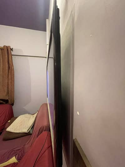 Samsung smart 45 inch LED