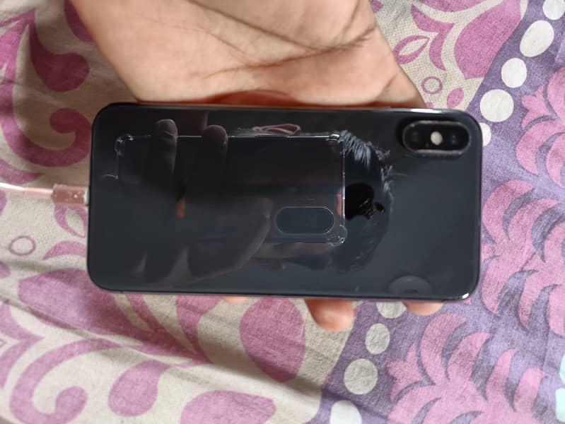 Apple iPhone X 4