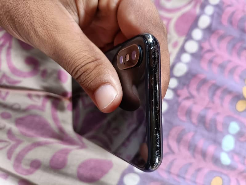Apple iPhone X 5