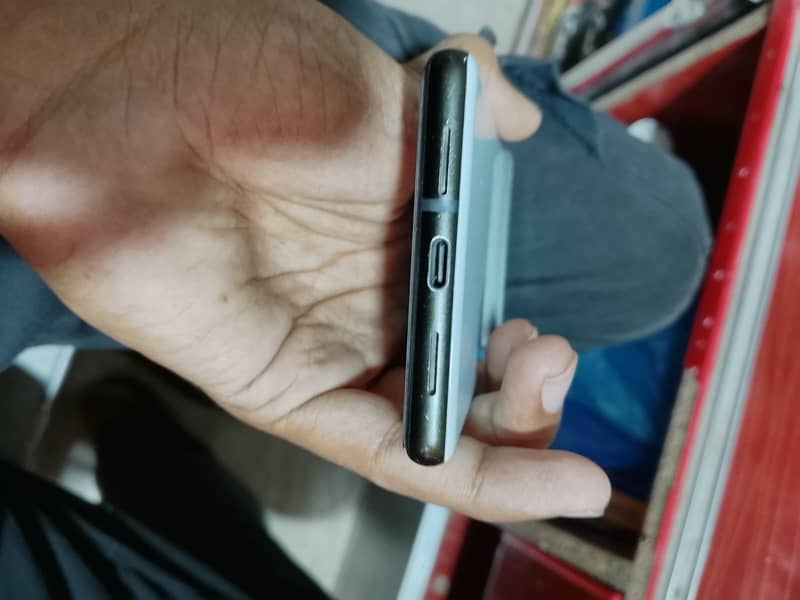 Google Pixel 6 5