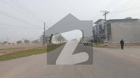 11.20 Marla Corner Plot Facing 80ft Road & Side 50ft Road Available For Sale