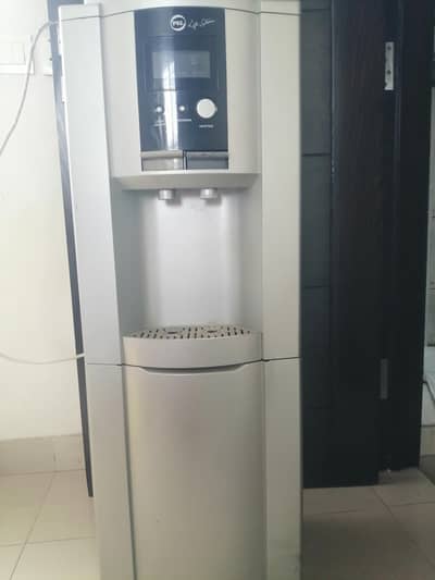 Water Dispenser