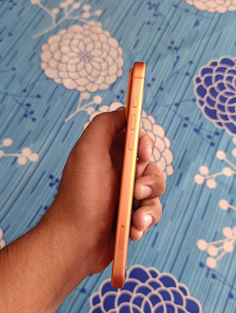 Apple iPhone 17 Pro Max 2