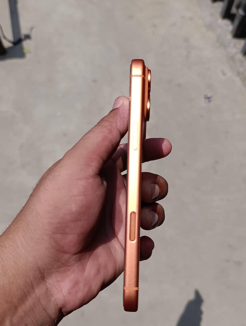 Apple iPhone 17 Pro Max 10