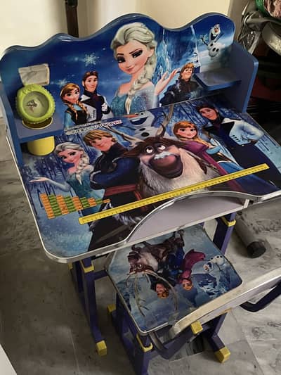 KIDS STUDY TABLE