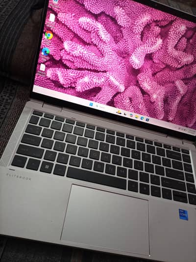 HP Elite Book 840GB