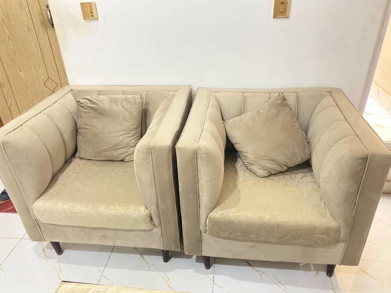 5 seater sofa 3