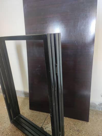 Portable Table with Foldable Metal Frame