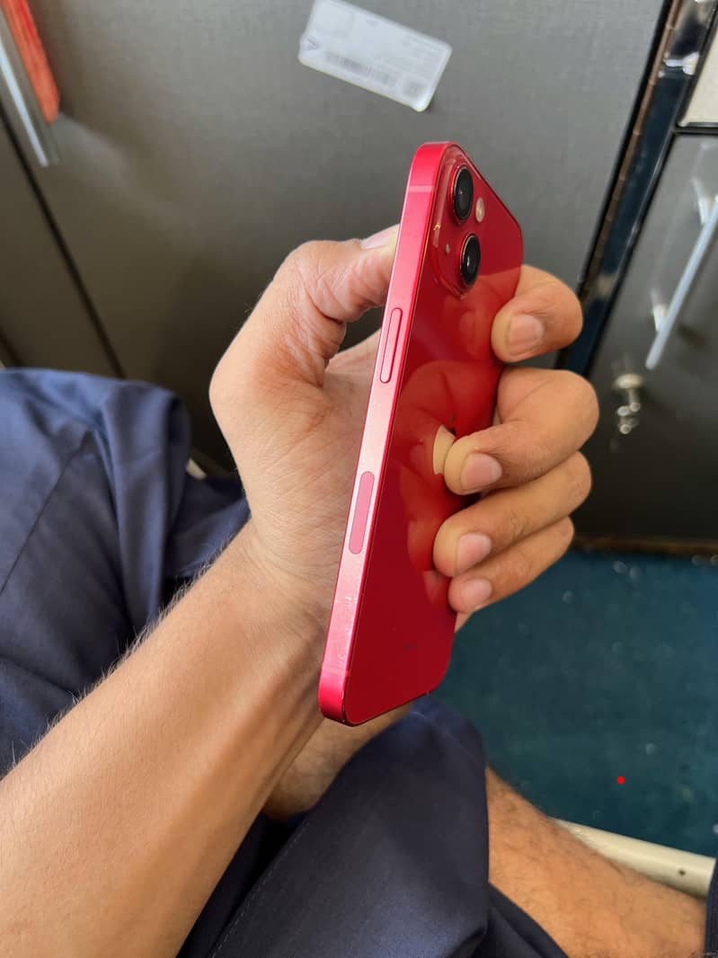 Apple iPhone 13 1