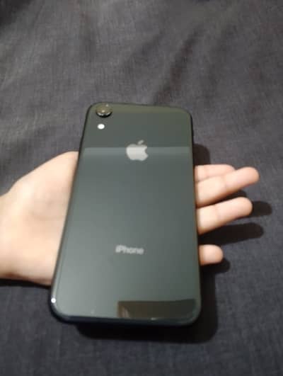 Apple iPhone XR