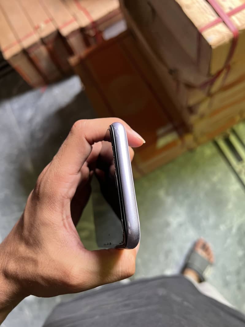 Apple iPhone 11 5