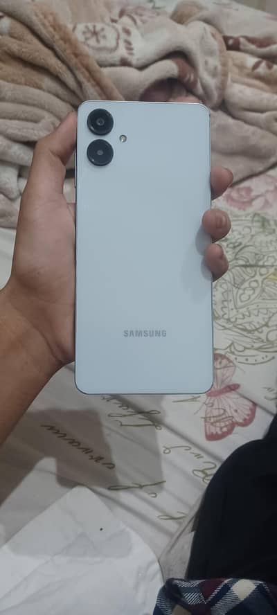 Samsung Mobile A06