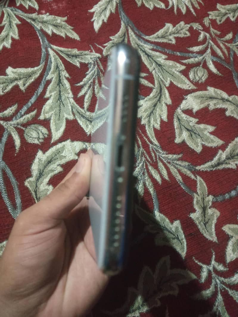 iphone xs max 2
