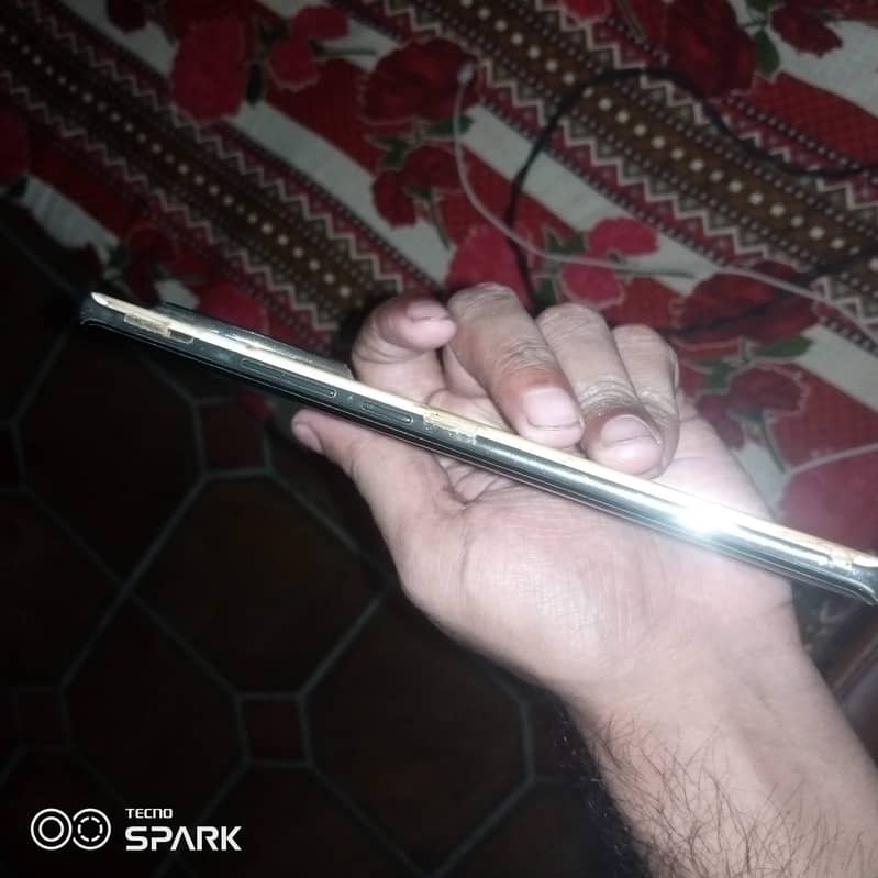 TECNO CAMON 30S 3